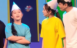 'Bé Nắng' Kim Thư hóa thân thành bút chì đỏng đảnh