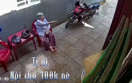 Cháu vui mừng vì được bà nội cho tiền tiêu vặt