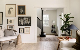 Đen và trắng và ngôi nhà hiện đại mang phong cách cổ điển