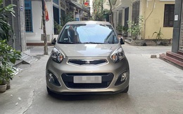 Nhiều người Việt đỗ ô tô một cách oái oăm