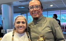 Đơn xin việc nộp tới tấp vào nhà hàng được khách boa 10.000 USD