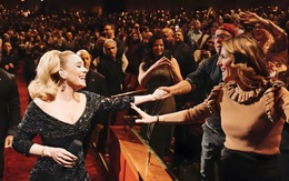 Adele diện thiết kế của Công Trí; Phim Nhà bà Nữ doanh thu 430 tỉ đồng