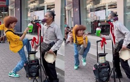 Nghệ sĩ đường phố vừa biểu diễn vừa sợ thanh niên thó mất tiền