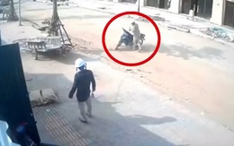 Cái giá phải trả cho việc đậu xe máy nghênh ngang giữa đường