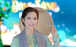 'Hoa hậu cải lương' Như Huỳnh ngân nga tại thương cảng Sài Gòn 160 năm tuổi