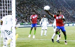 'Bàn tay của Chúa' của Maradona tái hiện ở AFCON 2023 bị VAR lật tẩy