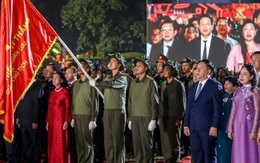 Ngày này 70 năm trước, người Hà Nội cả đêm không ngủ, khóc và vui