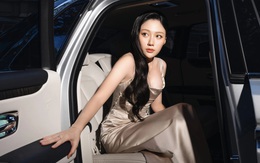 Em gái Trấn Thành uống rượu để đóng cảnh nóng bạo nhất sự nghiệp