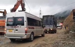 Thông xe đèo An Khê sau nhiều giờ ách tắc
