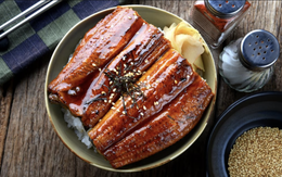 Lươn là Món ăn của năm 2024 tại Nhật Bản, cùng rượu gin thủ công và mì ramen