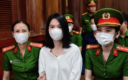 Ngọc Trinh bị áp giải đến tòa từ sáng sớm