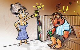 Ông chồng 'cô đơn trên sofa' suốt đêm