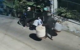 Xử lý 2 thanh niên trong nhóm trộm 7 lồng chim cảnh ở Hóc Môn