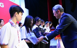 6.200 suất học bổng 'Cho em đến trường' hỗ trợ học sinh Đồng Nai