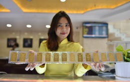 Giá vàng lao dốc mạnh, còn 88,5 triệu, người đu đỉnh lỗ 7 triệu đồng/lượng