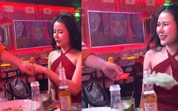 Cô gái ngượng đỏ mặt vì tưởng chàng trai tặng bao cao su