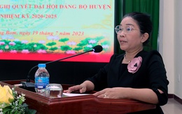 Cho chủ tịch UBND huyện Trảng Bom nghỉ việc theo nguyện vọng