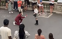 Hàng triệu người 'hóng' cảnh chàng trai quỳ gối cầu hôn bạn gái