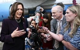 Tuần đầu tiên của 'nữ chiến binh' Kamala Harris