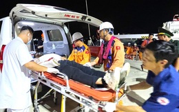 Cứu thủy thủ Trung Quốc bị tai nạn trên biển