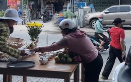 Video hài nhất tuần qua: Giật cô hồn bị hớt tay trên con gà cúng