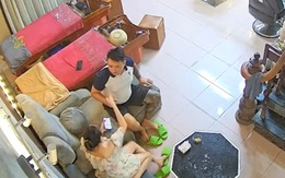 Chồng nổi đóa khi vợ bắt muỗi giúp