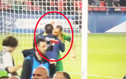 Thủ môn Donnarumma nhận bàn thua ngớ ngẩn chỉ sau 14 giây