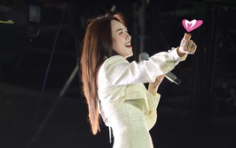 Mỹ Tâm đón giao thừa cùng 30.000 khán giả