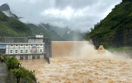 Nước lên cao, tạm dừng hoạt động du lịch trên sông Nho Quế