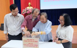 Văn nghệ sĩ TP.HCM ủng hộ bà con bị ảnh hưởng bão Bualoi gần 300 triệu đồng