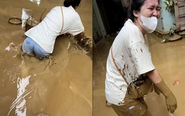 Cô gái cười nắc nẻ khi thấy bạn thân 'vồ ếch' giữa bùn lũ