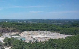 Tài xế bị đá vùi lấp tử vong bên trong thùng xe tải