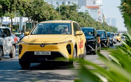 Vừa mở bán tháng đầu tiên, VinFast Limo Green đã giật 'ngôi vương MPV' từ tay Mitsubishi Xpander