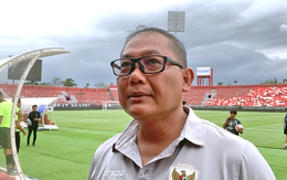 Trưởng đoàn bóng đá Indonesia yêu cầu họp khẩn để 'xử' HLV Patrick Kluivert