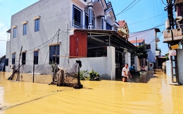 Lũ lụt triền miên vì sông bị 'bạo hành'?