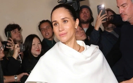 Meghan Markle bị tố 'phông bạt', không được mời vẫn xin đến dự Paris Fashion Week