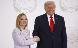 Ông Trump gây tranh luận về phân biệt giới tính khi khen Thủ tướng Ý ‘xinh đẹp’