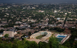 Mali đáp trả Mỹ, yêu cầu người Mỹ phải cọc 10.000 USD để xin visa vào Mali