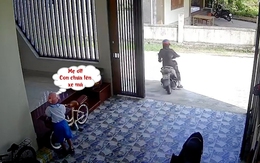 Con gái ngơ ngác vì bị mẹ bỏ quên ở nhà khi chở đi học