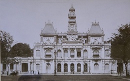 Ngắm ảnh Nhà hát, UBND TP.HCM, sông Sài Gòn do bác sĩ người Hungary chụp hơn 100 năm trước