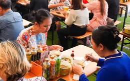 Tô phở mở đầu câu chuyện