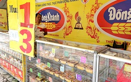 Bánh trung thu ế, sao vẫn bán?