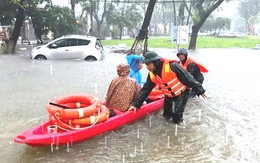 Theo dõi toàn cảnh điểm ngập tại Đà Nẵng, tránh đưa xe vào vùng nước đang lên