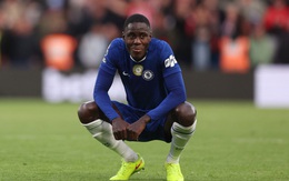 Sunderland tạo 'địa chấn' ở Stamford Bridge