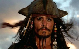 Johnny Depp trở lại Hollywood, mang theo một 'Giáng sinh lạnh sống lưng'