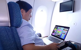 Các hãng bay đua nhau đưa WiFi lên trời, giá cao hay vừa?