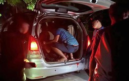 Hai nam sinh lớp 9 Hà Nội xô xát tại sân bóng, một em tử vong