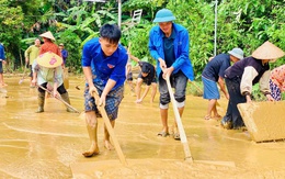 Rapper Double2T cùng tuổi trẻ cả nước quét QR ủng hộ đồng bào bị thiệt hại do bão Bualoi