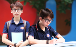 Mẹ ung thư, nam sinh Mường làm thêm 3 việc, đậu Đại học Quốc gia TP.HCM