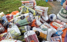 Lợi dụng cứu trợ lũ lụt để quảng cáo web cờ bạc, phát hàng hết hạn cho bà con